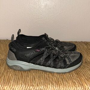 Chaco Women's Black and Gray Athletic Shoes